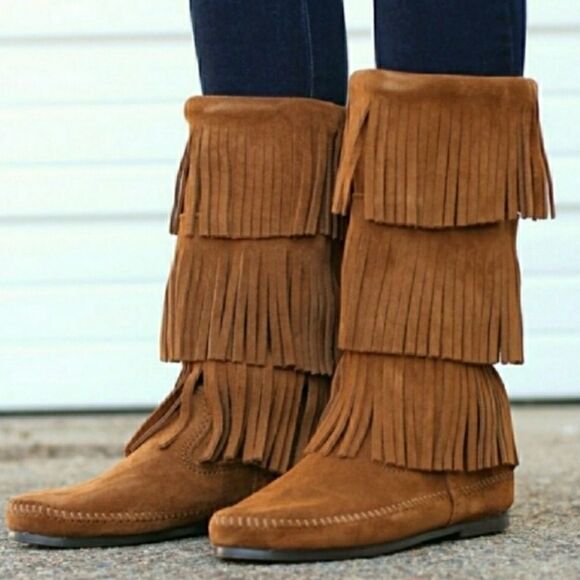 Minnetonka 3 Levels‎ of Fringe Tall Suede Boots 8 - Picture 1 of 9